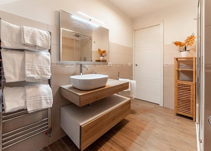 Elegant Penthouse - Metro Conca D'oro & Terrace * Rom