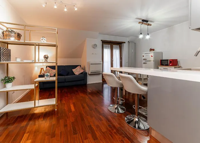 Lägenhet Elegant Penthouse - Metro Conca D'oro & Terrace *